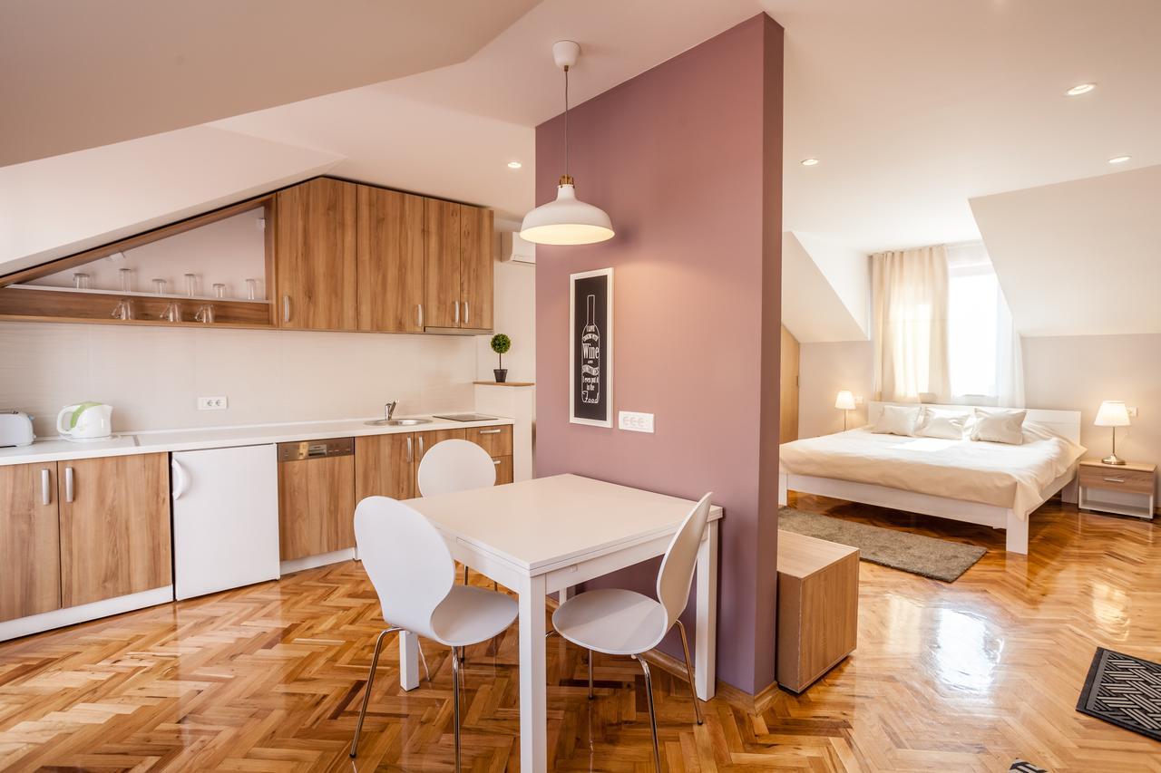 Apartmani Studio Zrenjanin Exteriör bild