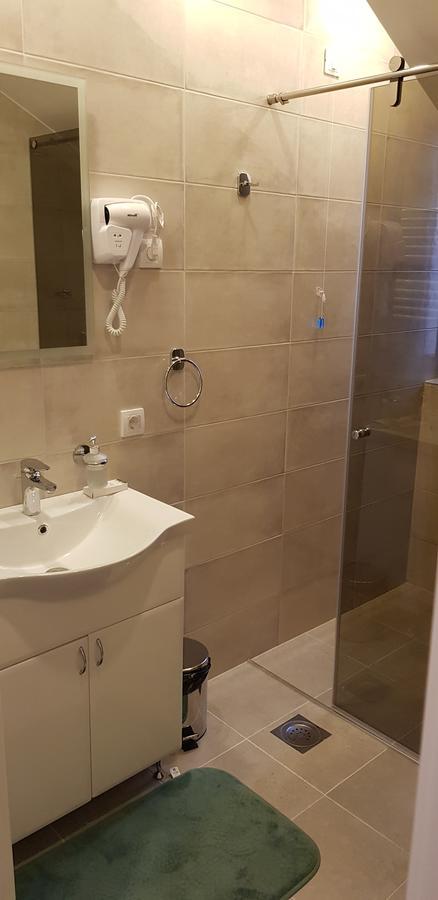 Apartmani Studio Zrenjanin Exteriör bild